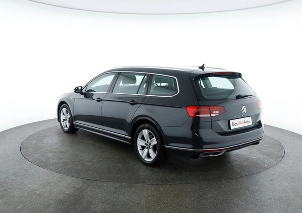 Volkswagen Passat cena 118800 przebieg: 108133, rok produkcji 2020 z Rybnik małe 781